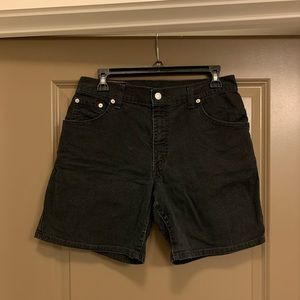 BLACK LEVIS SHORTS
